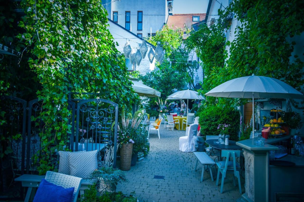 Art Boutique Hotel Buergerhaus Rust Eksteriør bilde